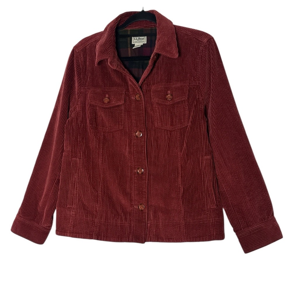 L.L. Bean Corduroy Jacket Women's Medium Pockets Lined Cozy Outdoor Button Up